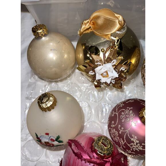 Vintage Stunning Embellished Hand painted Blown Glass Christmas Ornaments #30 - Picture 11 of 12